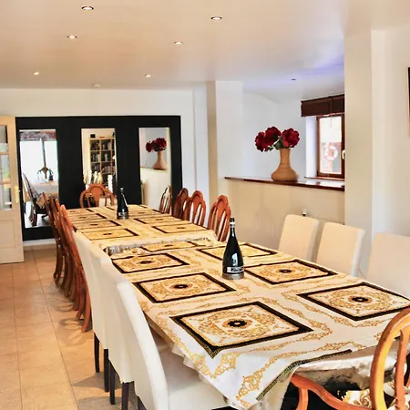 Casa Jane Large 7 Bed With Private Pool And Tennis Court